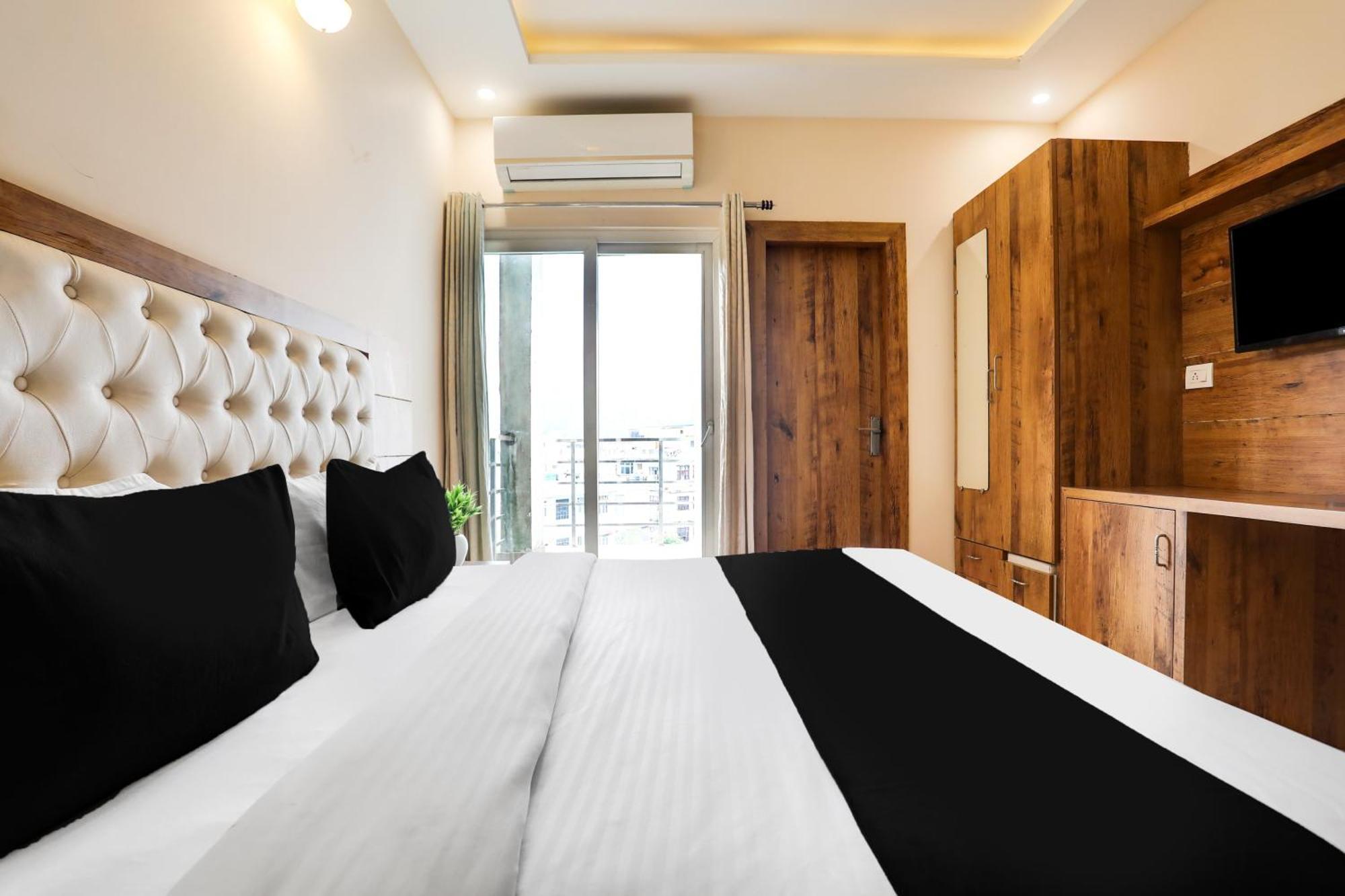 Super Townhouse Oak Tapovan Formerly Hotel Jk Heaven Rishīkesh Εξωτερικό φωτογραφία